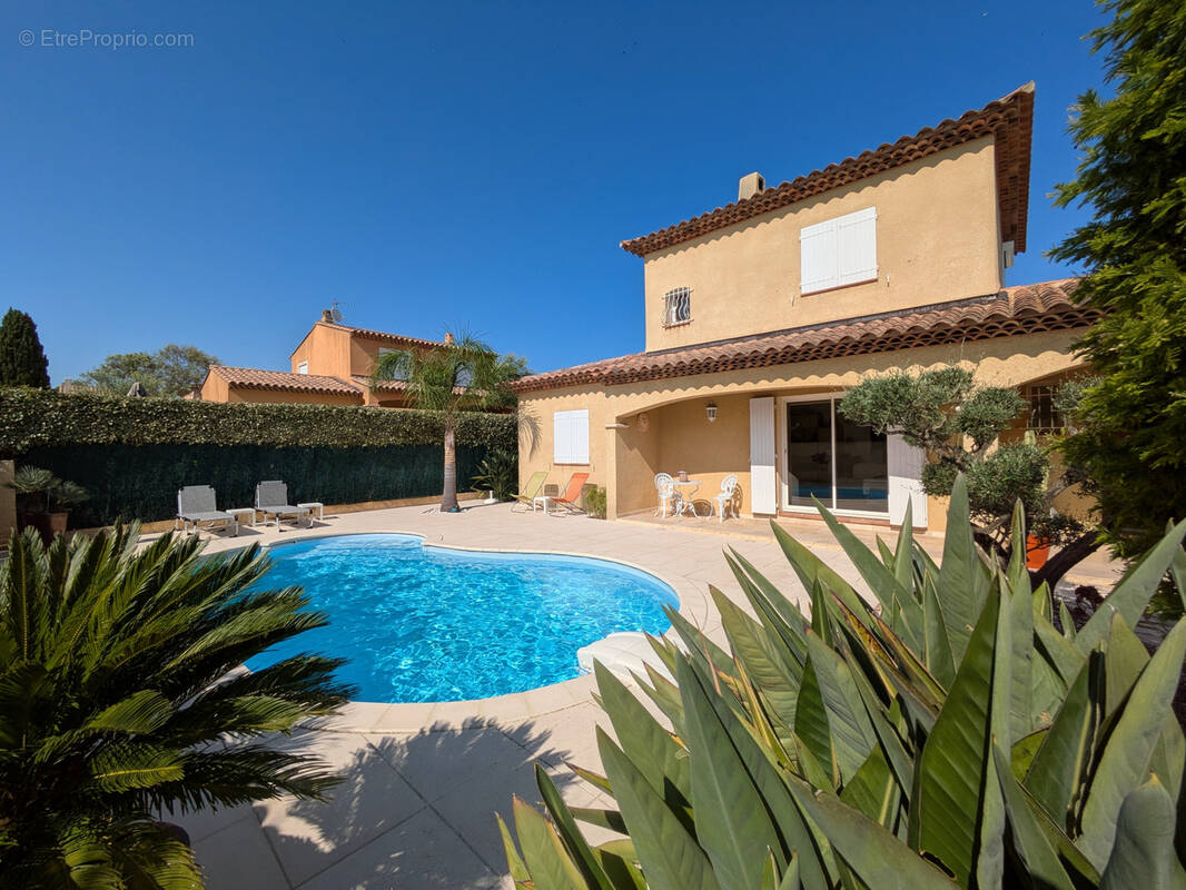 Maison à LA LONDE-LES-MAURES