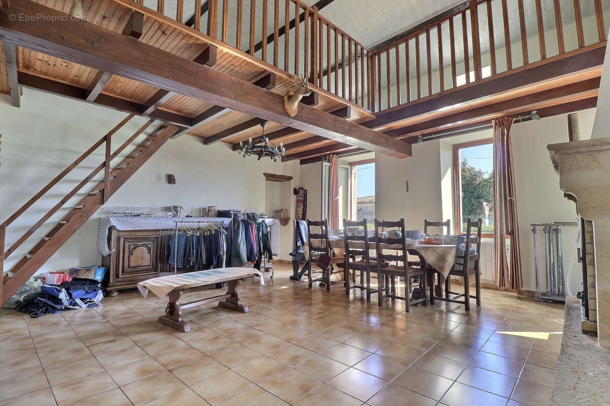 Maison à ANGLADE