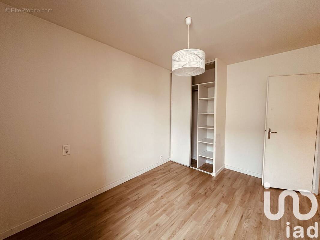 Photo 1 - Maison à MOUTIERS-LES-MAUXFAITS