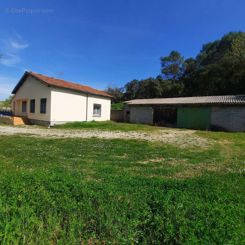 Maison à QUISSAC