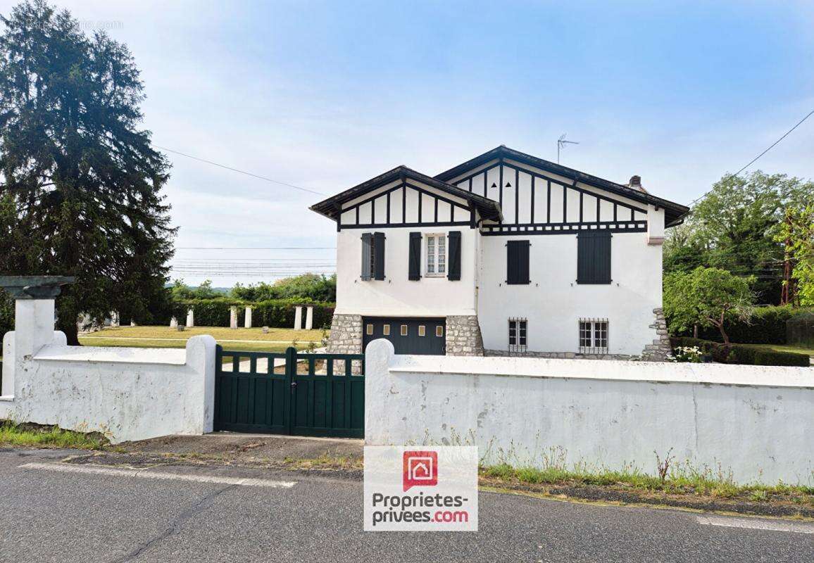 Maison à PUYOO