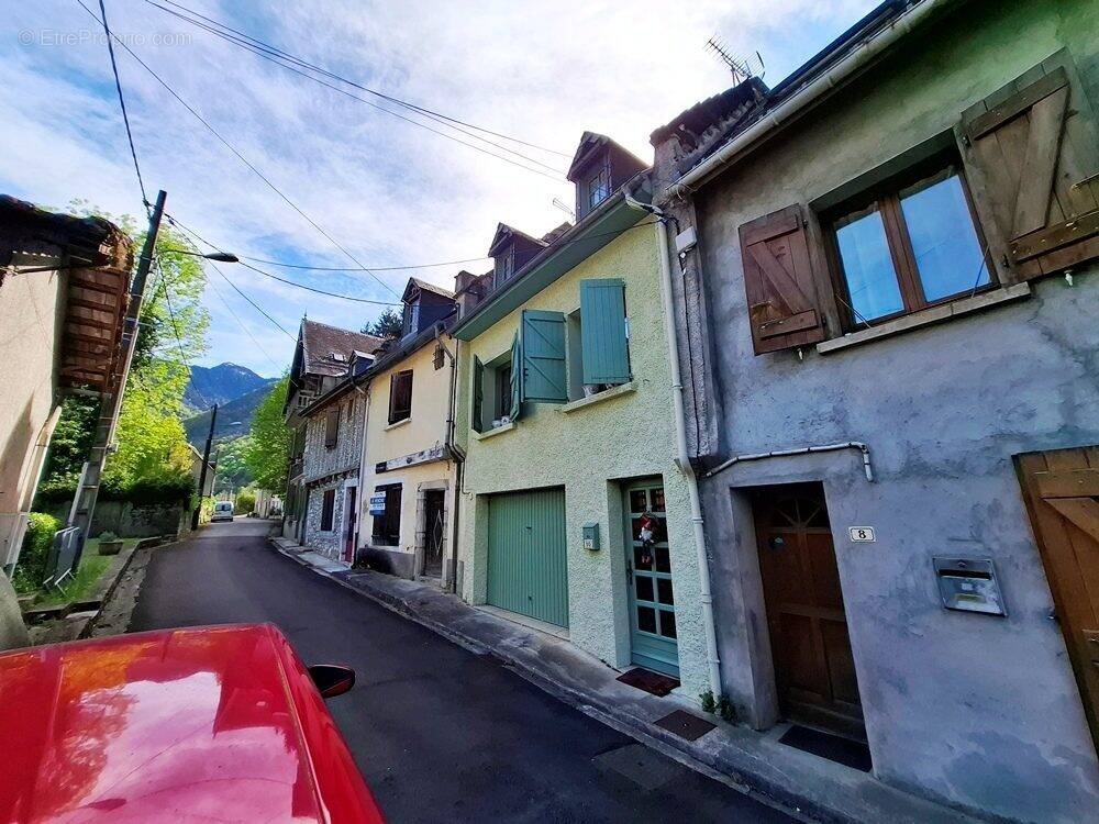 Maison à SAINT-BEAT