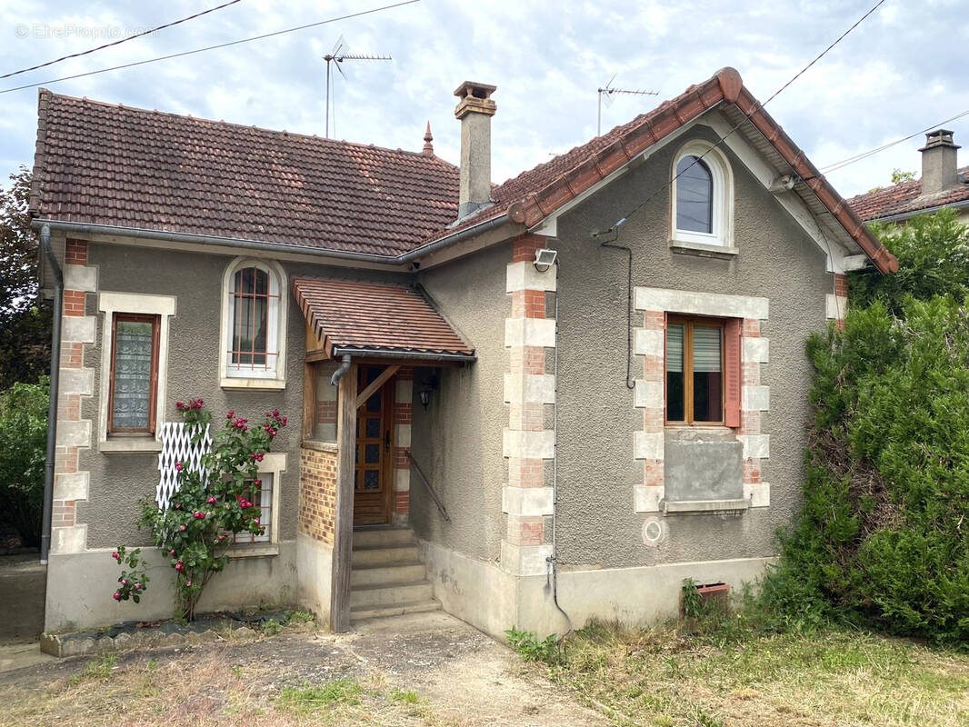 Maison à ROSNY-SUR-SEINE