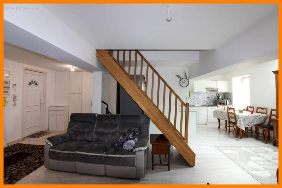 Appartement à MONTLUEL