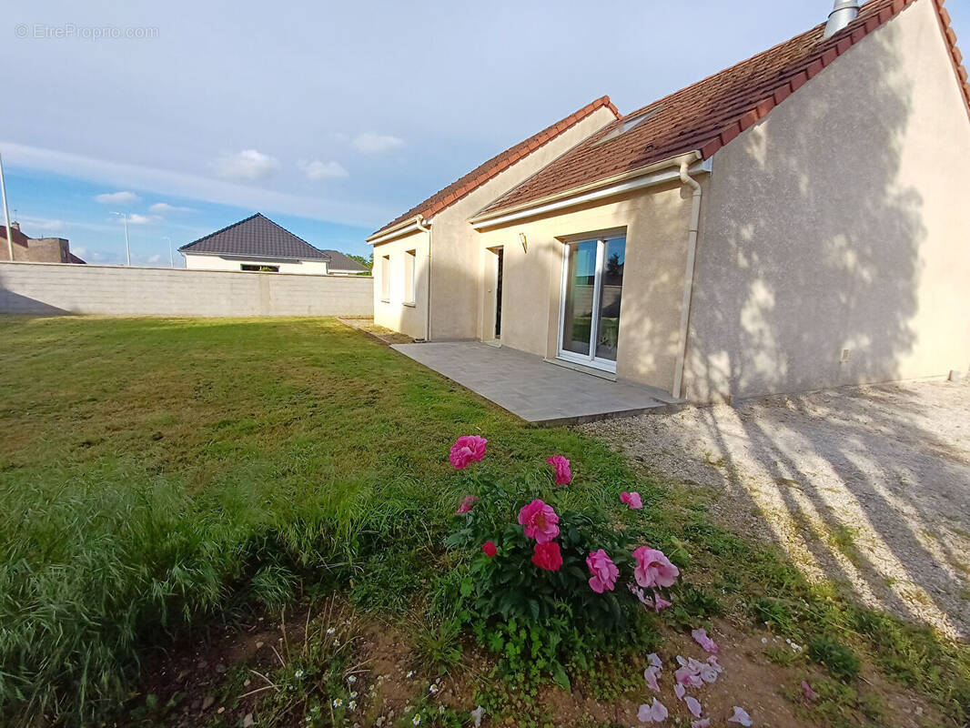 Maison à PAGNY-LE-CHATEAU