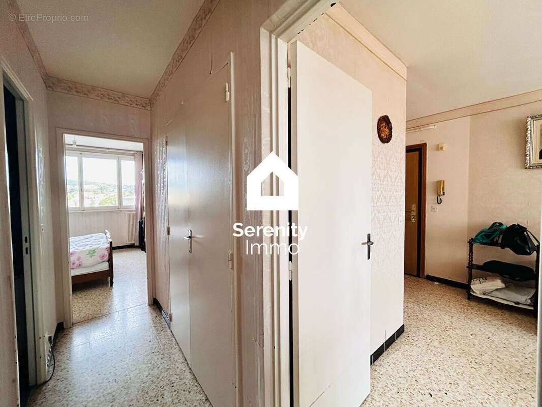 Appartement à MARSEILLE-15E