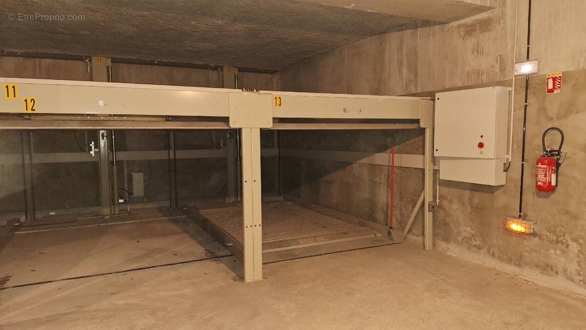 Parking à LYON-7E