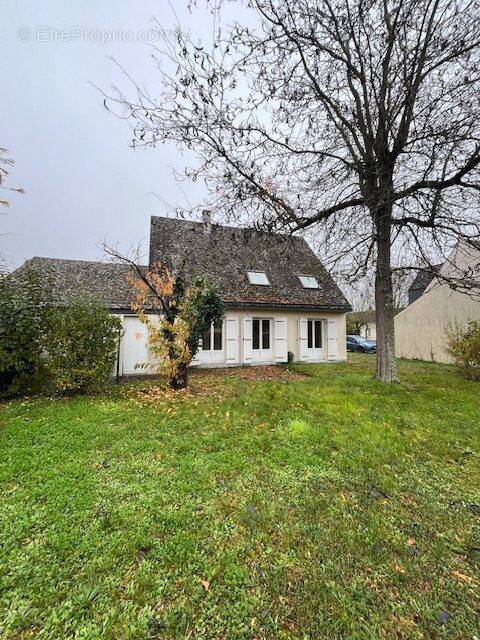 Maison à RESTIGNE