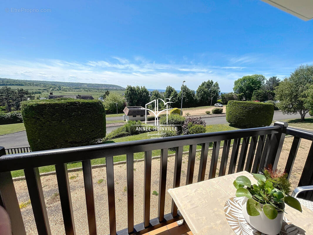 Appartement à BLONVILLE-SUR-MER