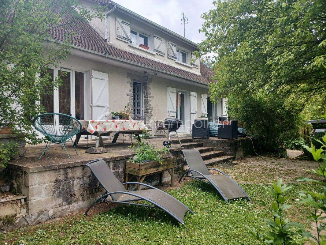 Maison à ETAMPES