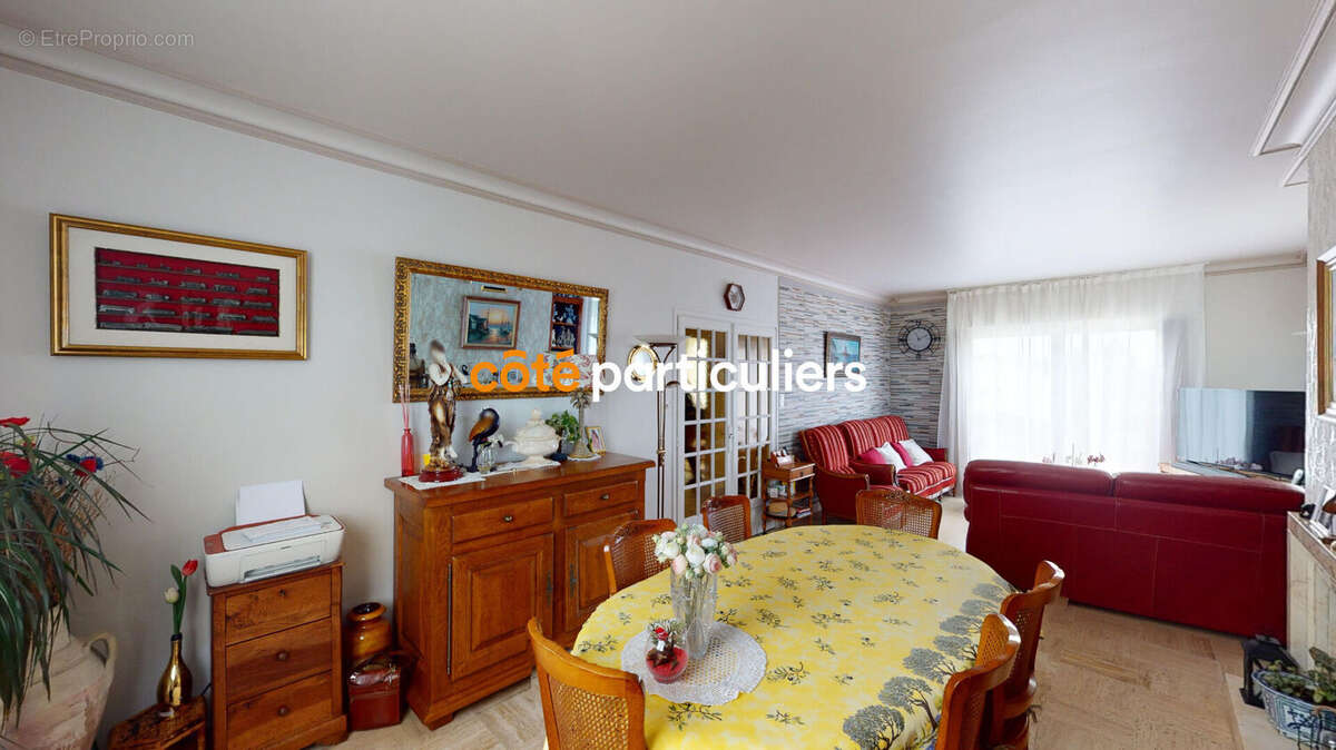 Maison à POUZAUGES