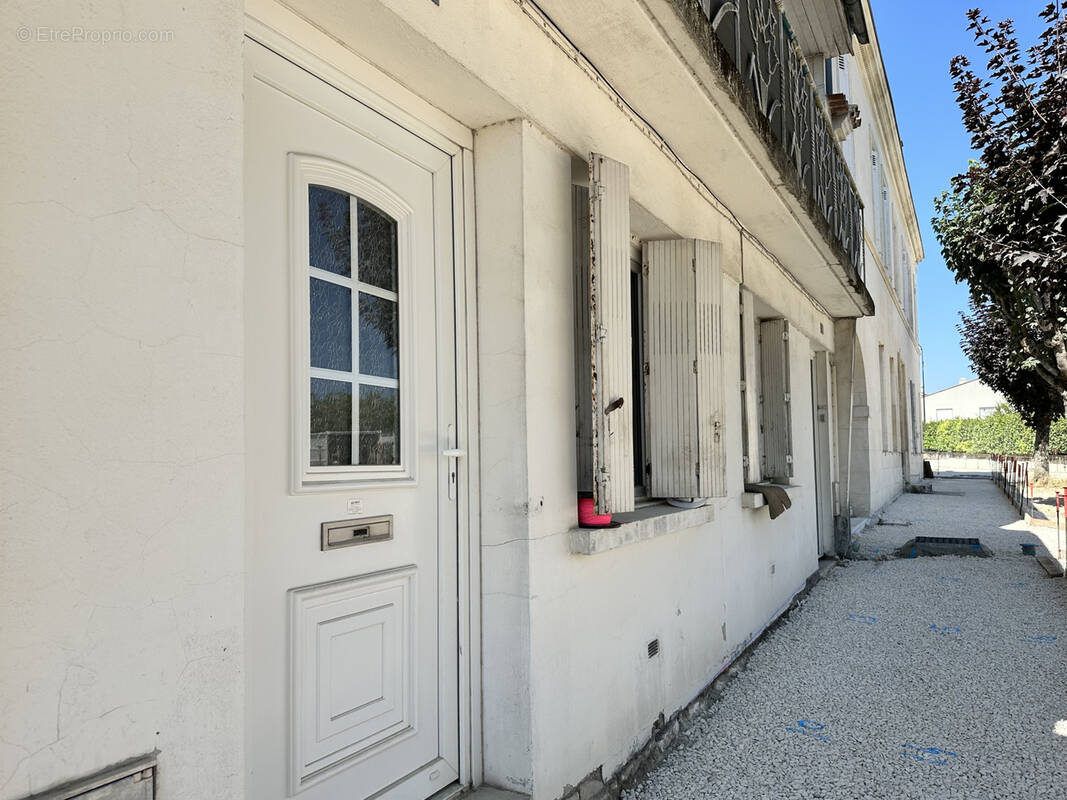 Appartement à PONS