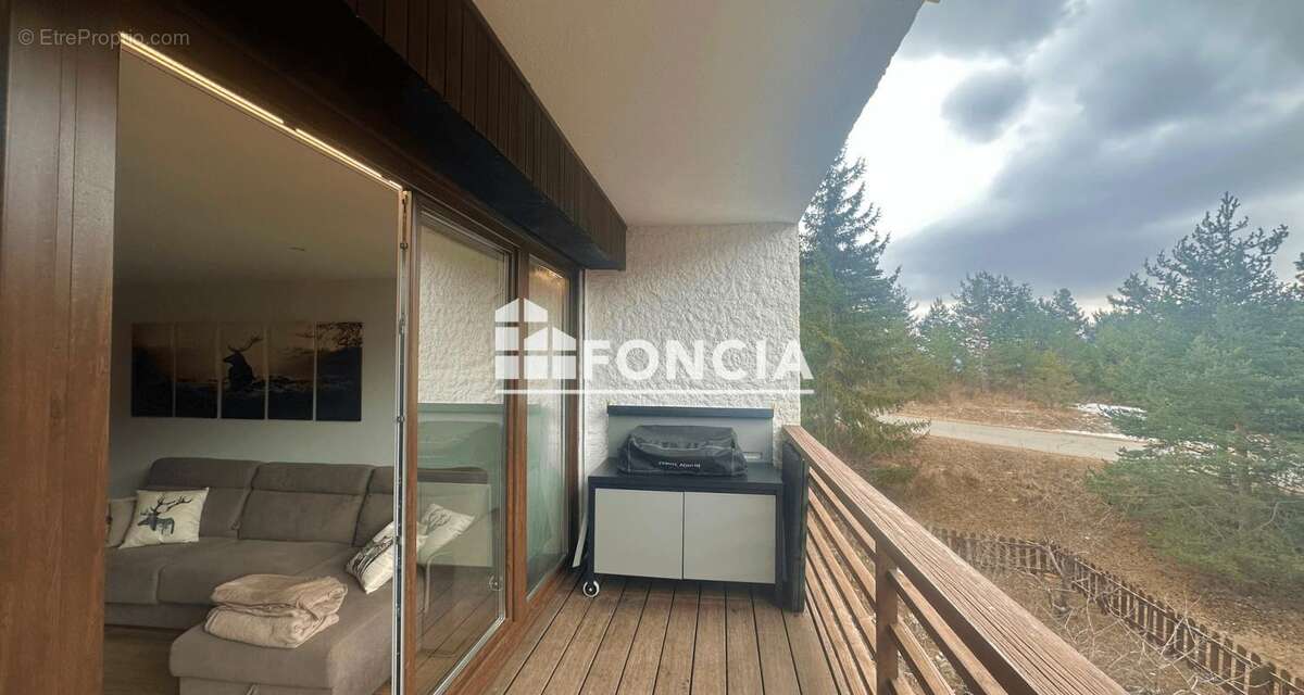 Appartement à SAINT-ETIENNE-DE-TINEE