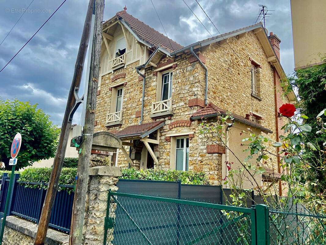 Maison à SAINT-LEU-LA-FORET