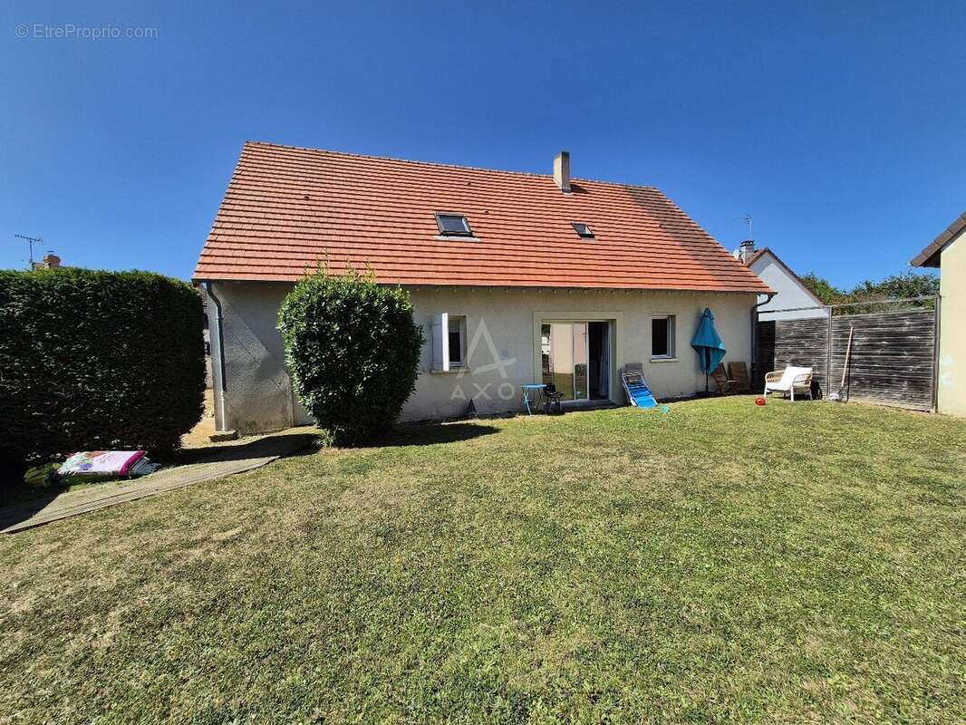 Maison à HERMANVILLE-SUR-MER
