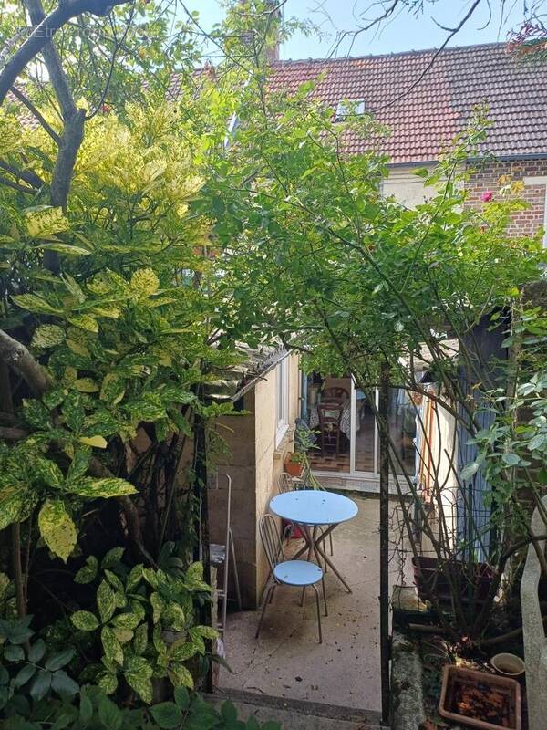 Maison à RIVERY
