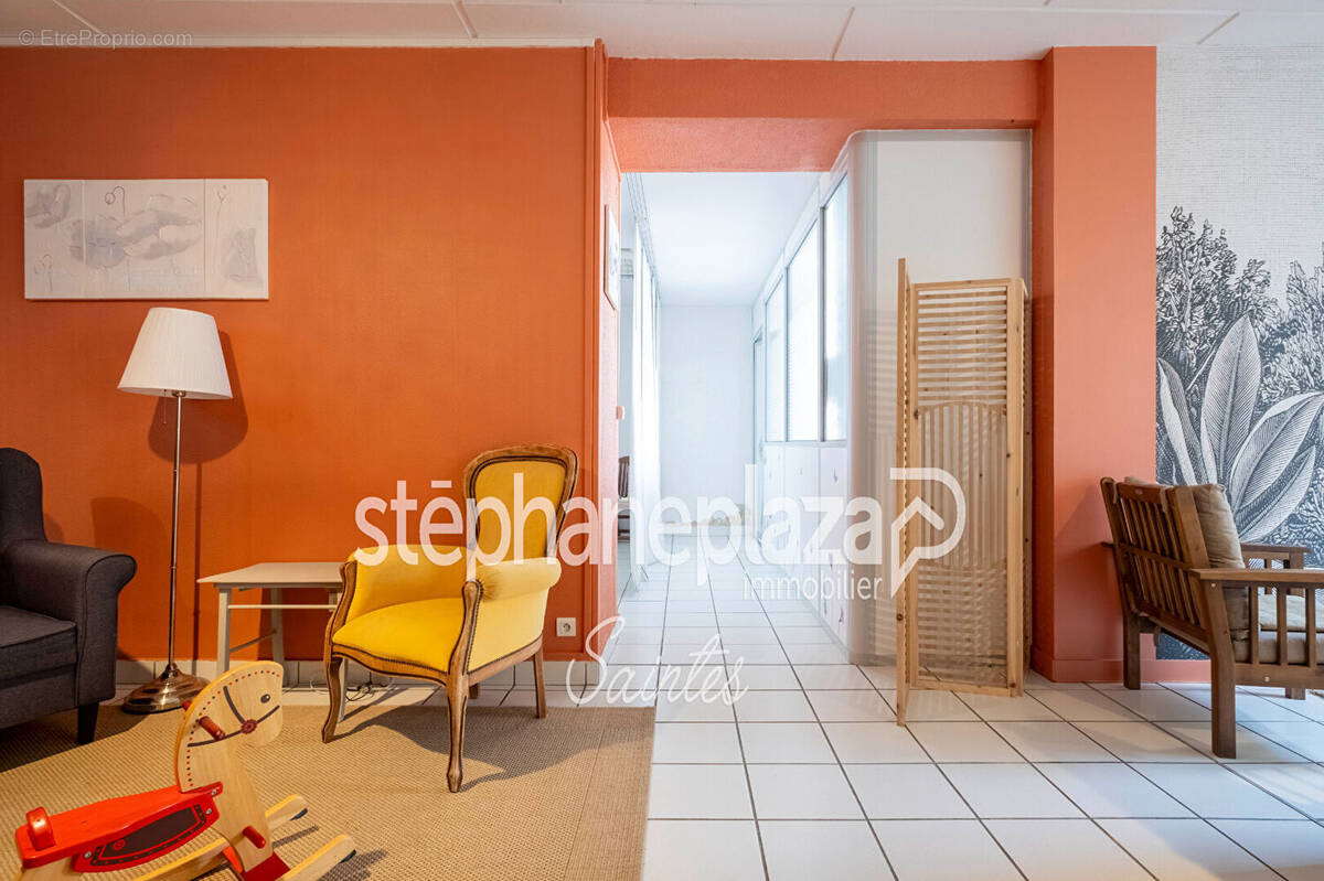 Appartement à SAINTES