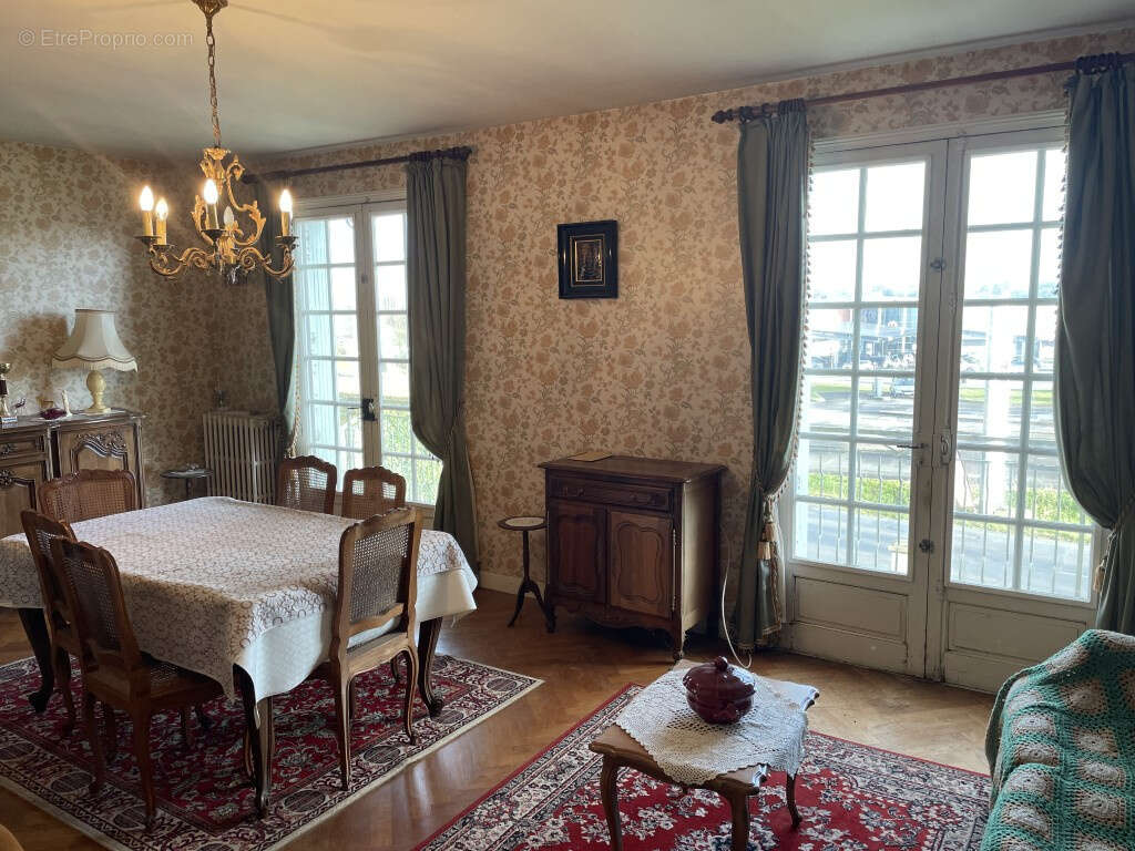 Maison à LUBERSAC