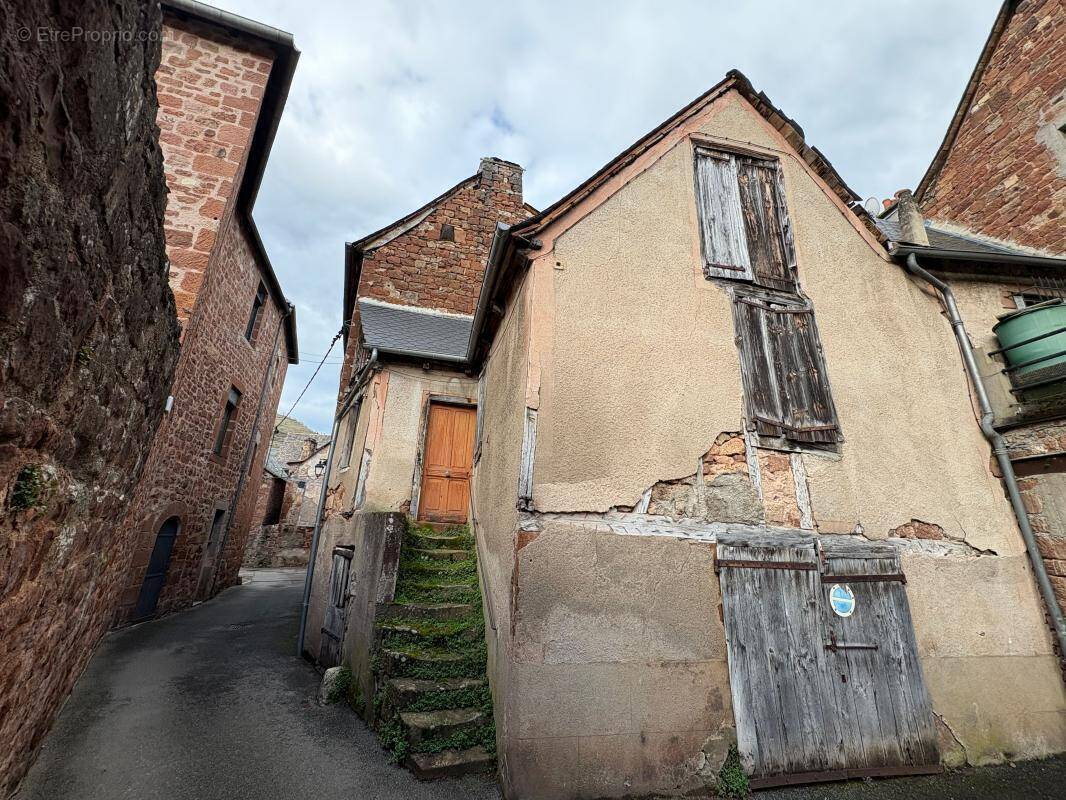 Maison à MARCILLAC-VALLON