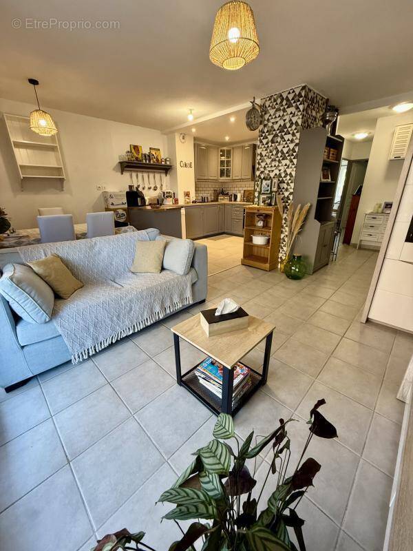 Appartement à SALON-DE-PROVENCE
