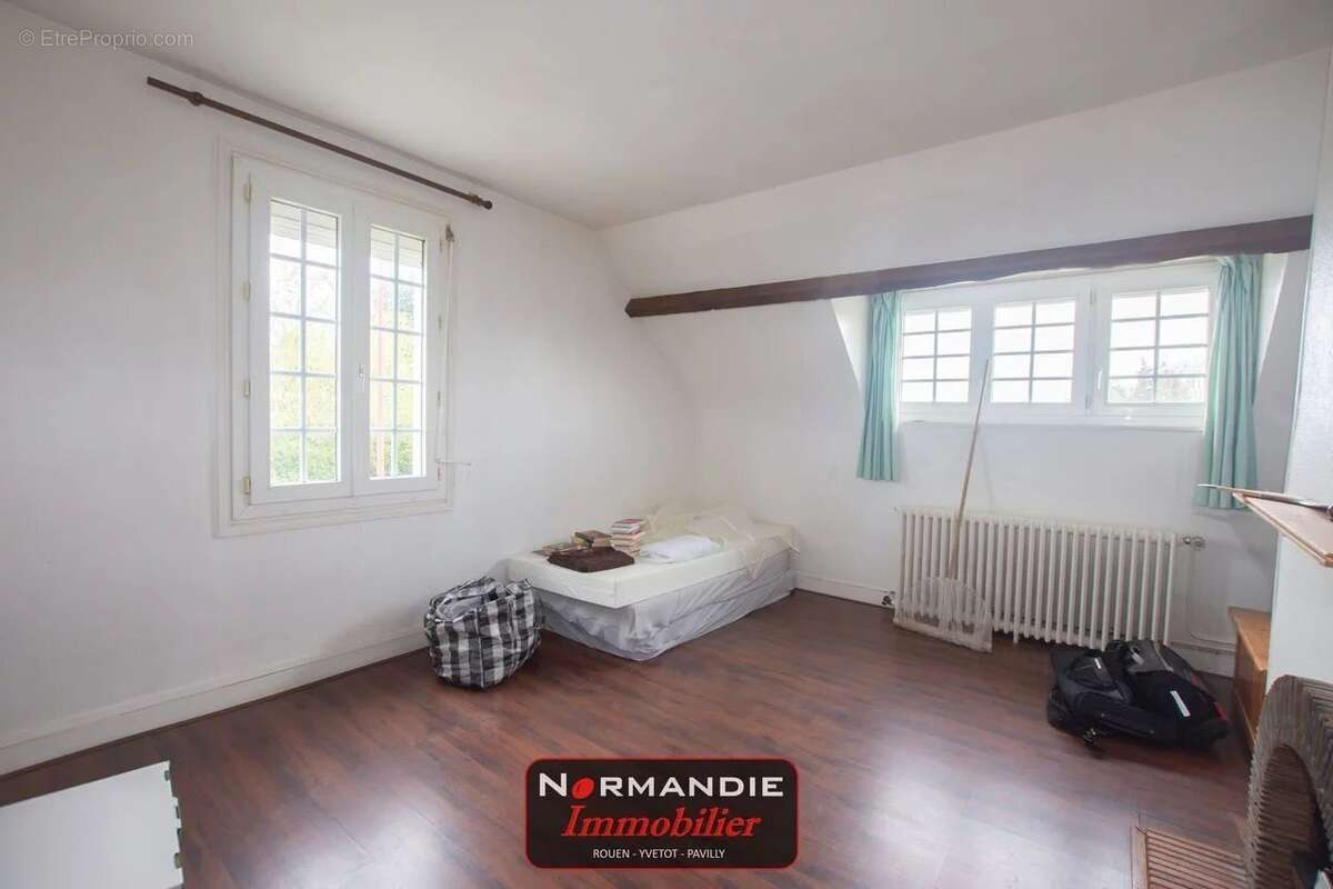 Maison à YERVILLE