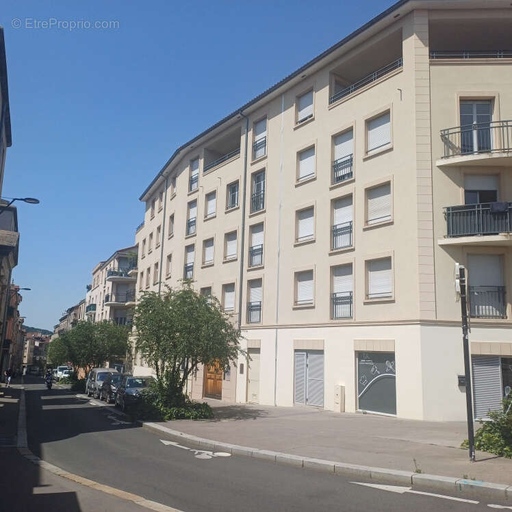 Appartement à SAINT-ETIENNE