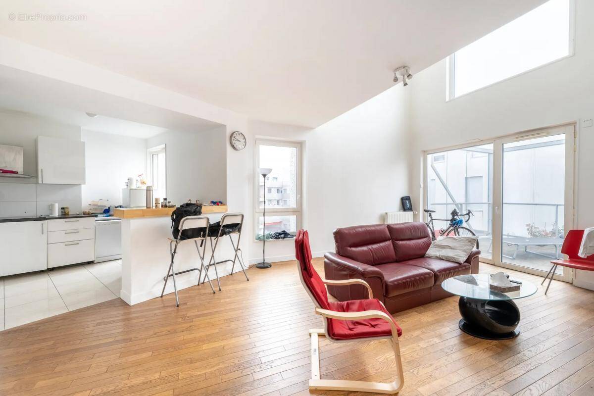 Appartement à PARIS-19E