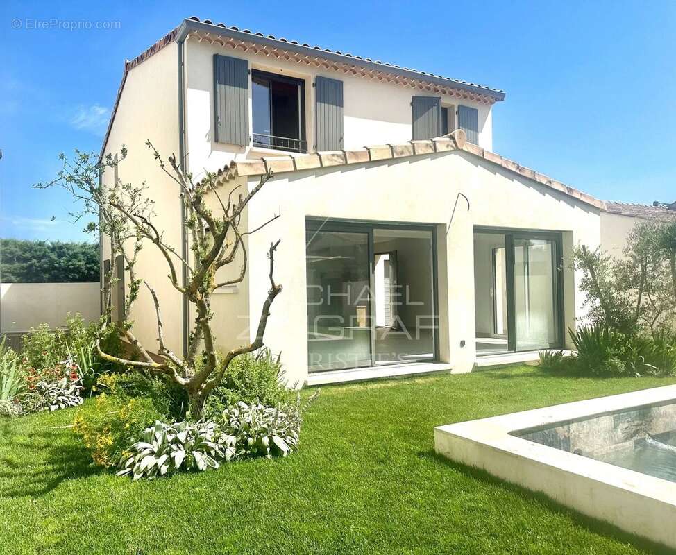 Maison à SAINT-REMY-DE-PROVENCE
