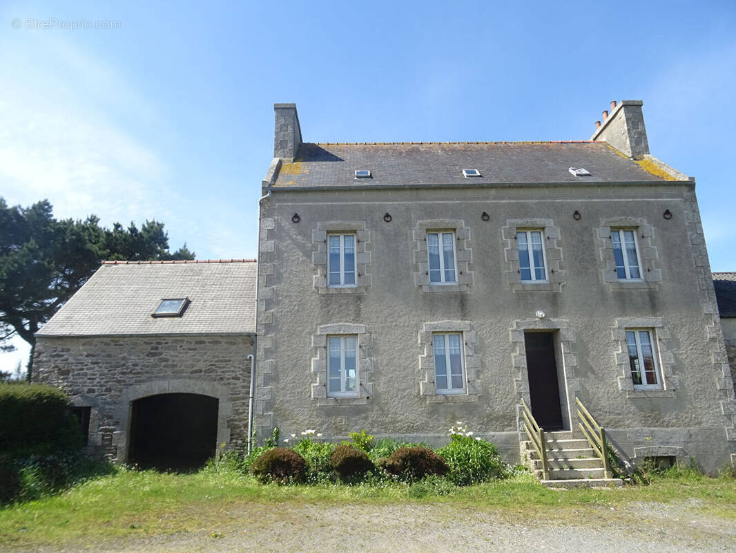 Maison à GUISSENY