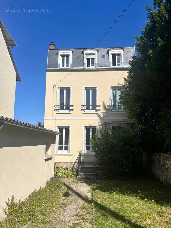 Maison à MONTMORENCY