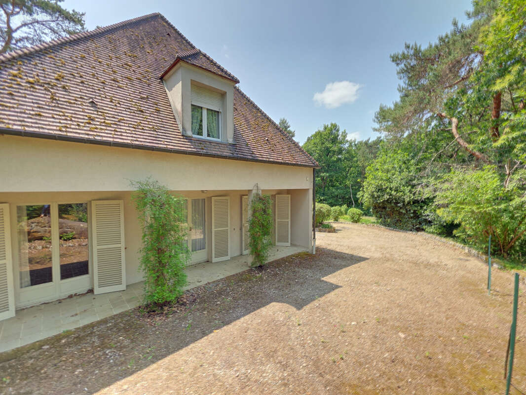 Maison à NOISY-SUR-ECOLE