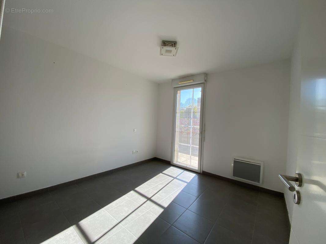 Appartement à MAUGUIO