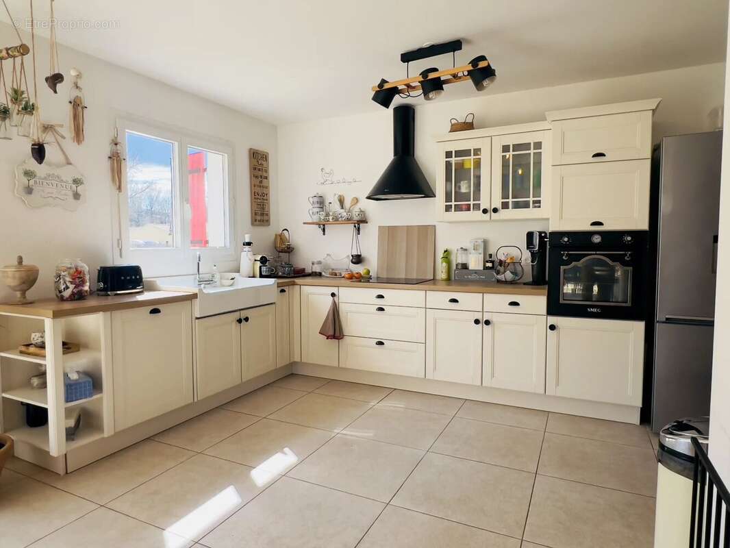 Maison à NANS-LES-PINS