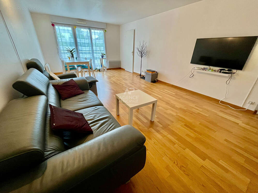 Appartement à COURDIMANCHE