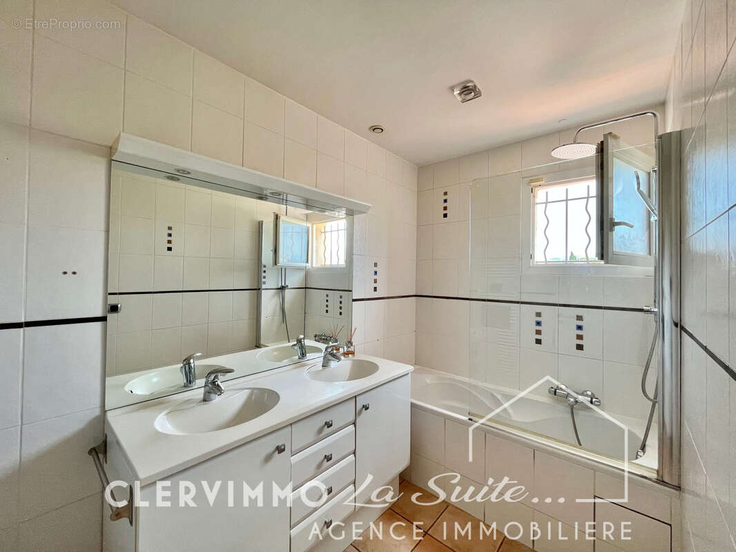 Maison à MARSEILLE-11E