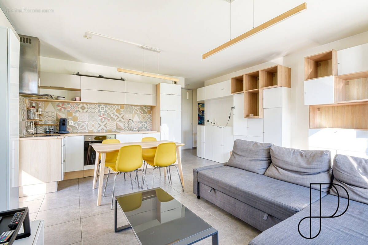 Appartement à LYON-8E