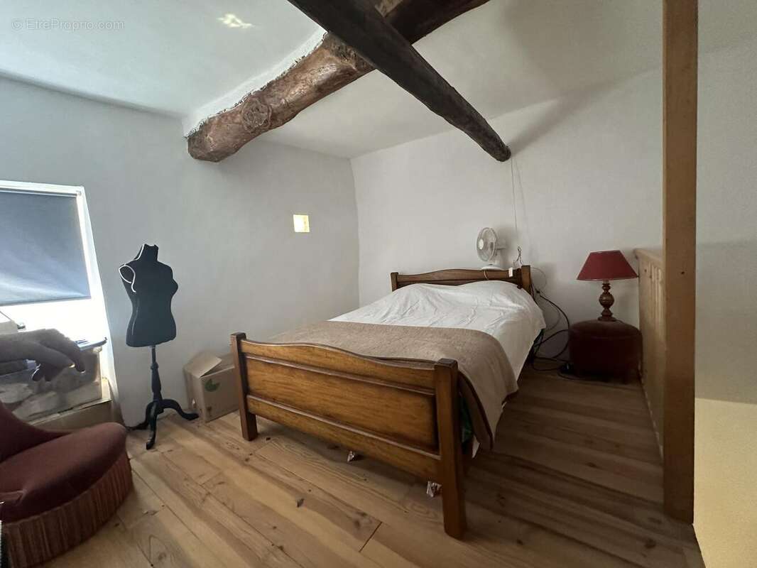 Maison à SAINT-GENIES-DE-FONTEDIT
