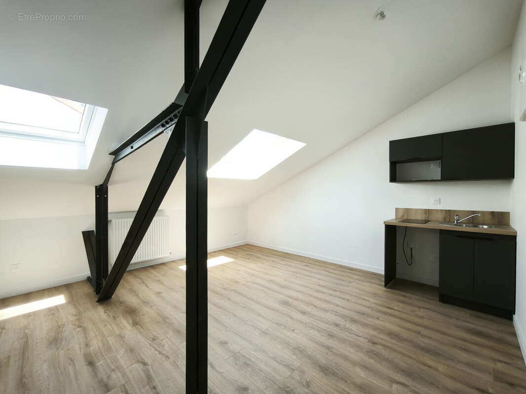 Appartement à SAINT-ETIENNE