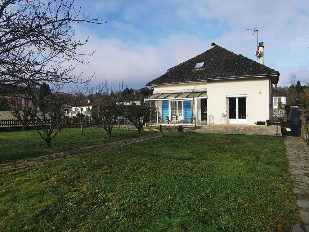 Maison à COGNAC-LA-FORET
