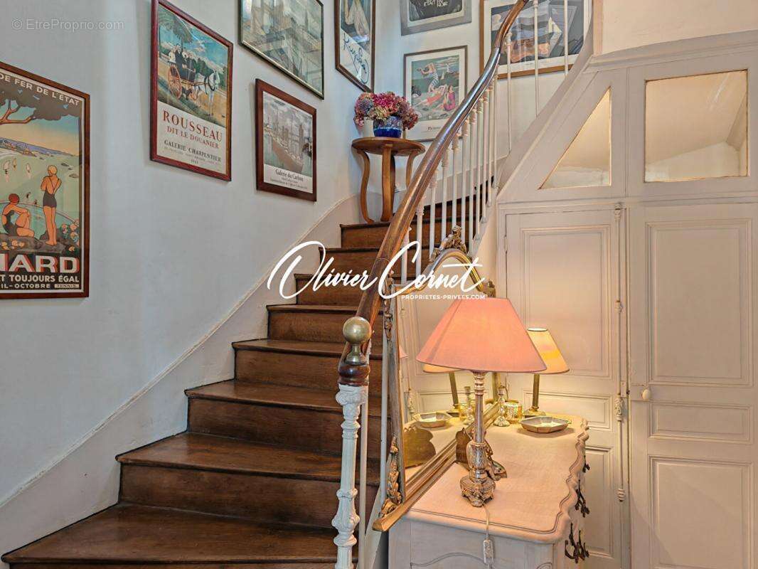 Maison à LA BAZOCHE-GOUET