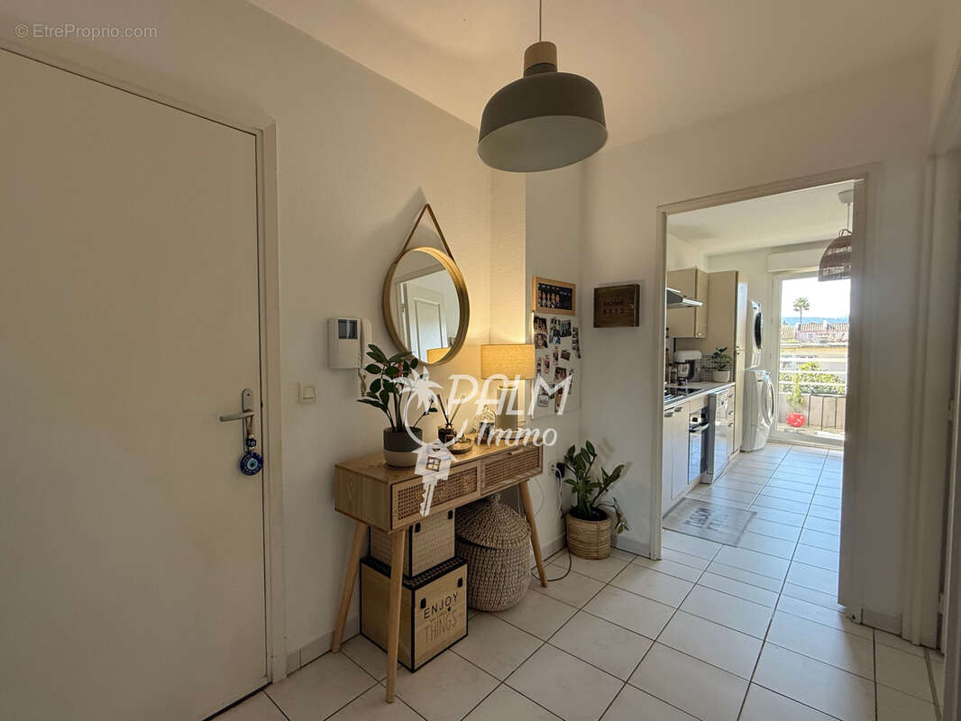 Appartement à MANDELIEU-LA-NAPOULE