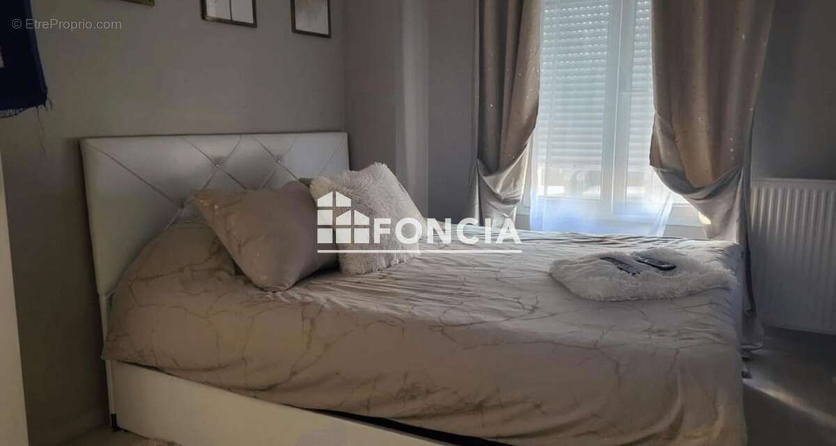 Appartement à PERSAN