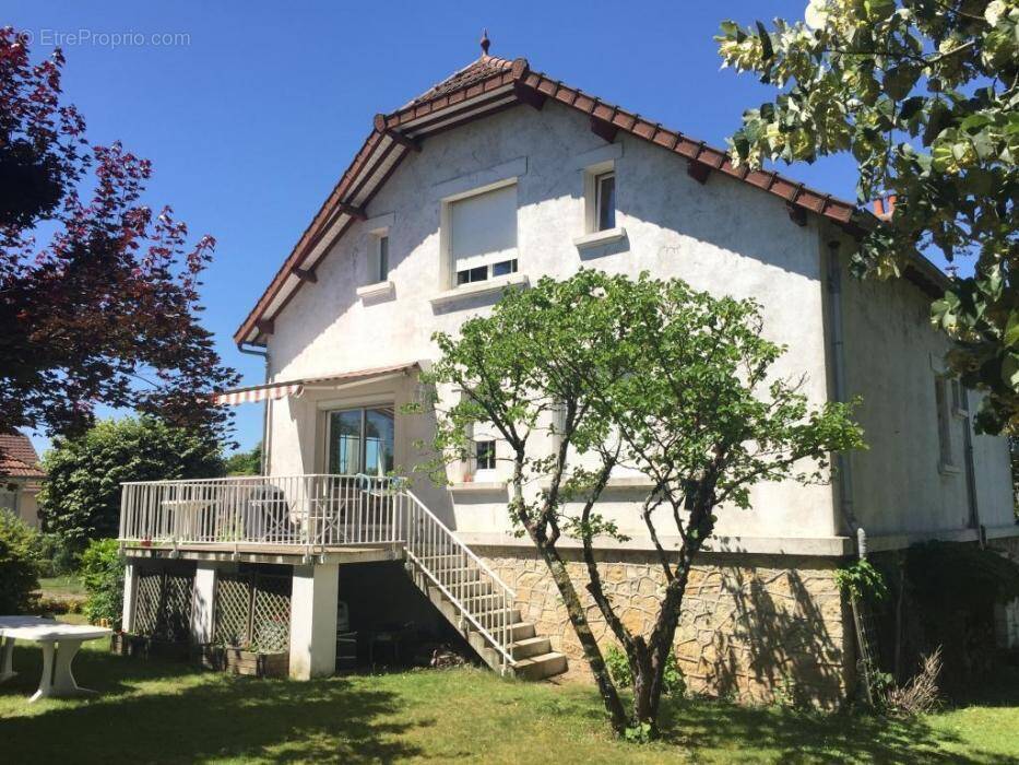 Maison à SAINT-AMAND-MONTROND