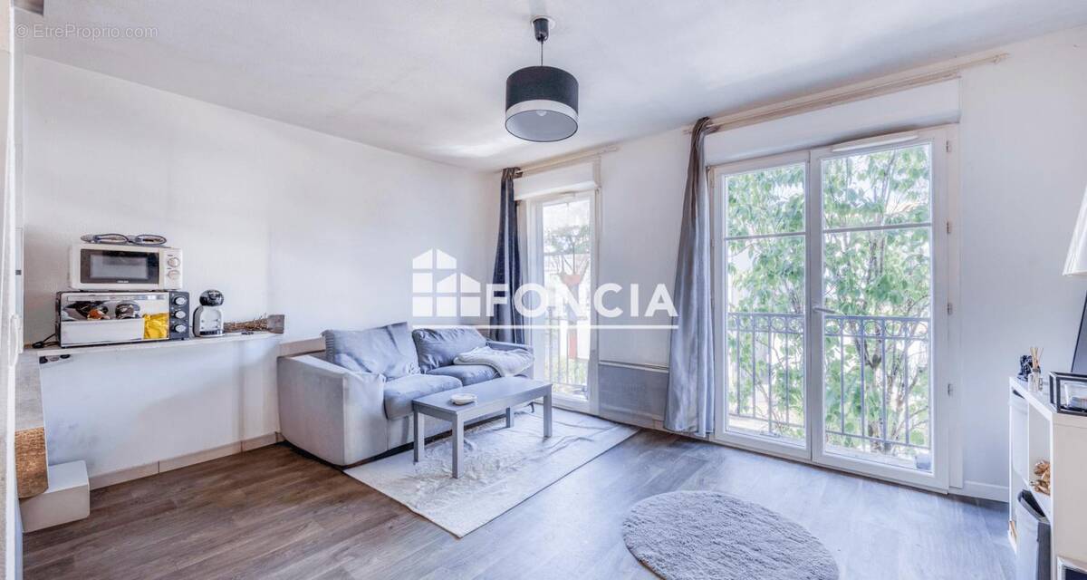 Appartement à LE HAILLAN