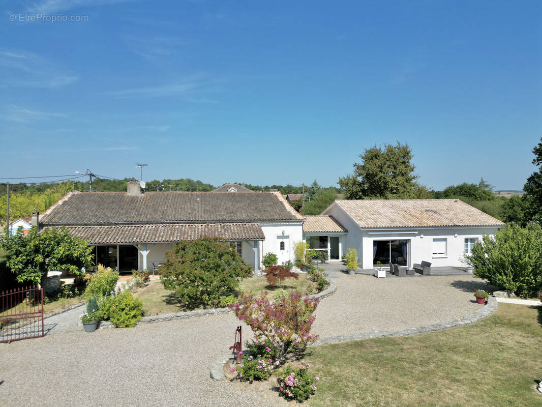 Maison à DURAS