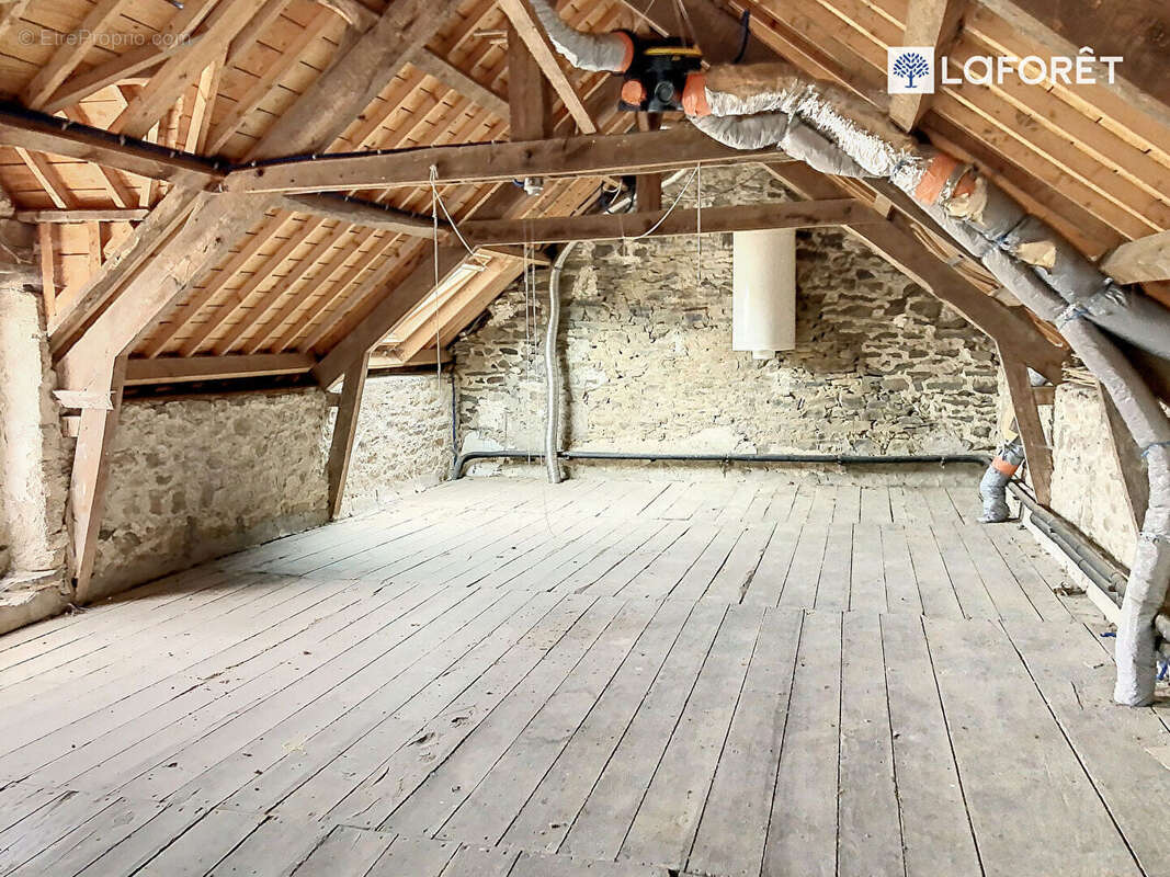 Maison à CLEGUEREC