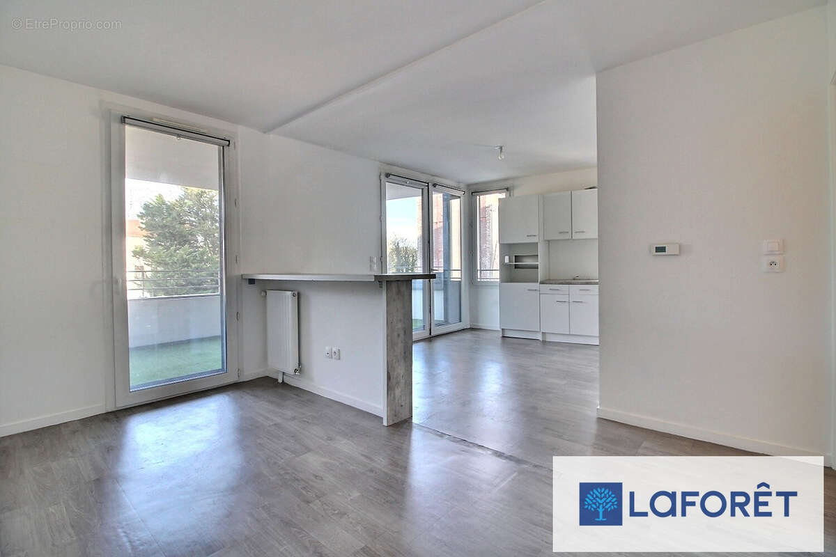 Appartement à RIS-ORANGIS