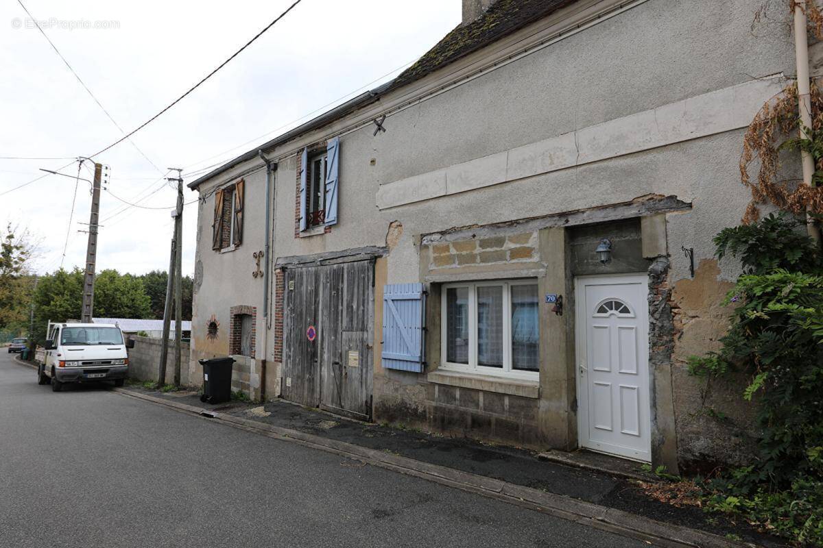 Maison à LA CHAPELLE-SUR-AVEYRON