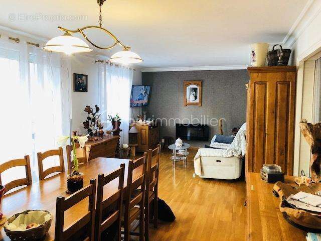 Appartement à DEVILLE-LES-ROUEN
