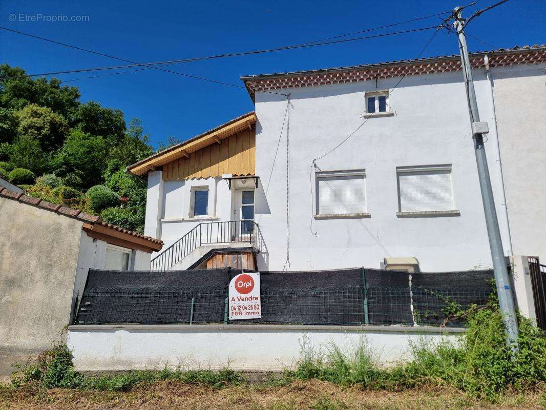 Maison à CENDRAS